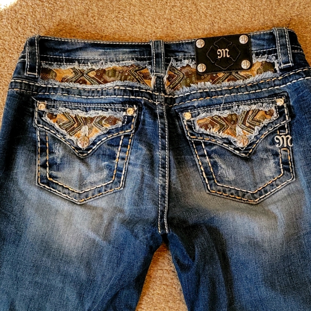 💞Miss Me Jeans Signature Boot Style Bling/Sequins Size 30x34💞